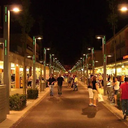 Bright Sea Front With Balcony Apartment Bibione