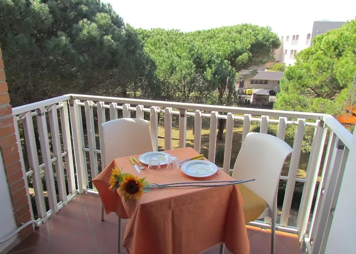 Bright Sea Front With Balcony Lejlighed *